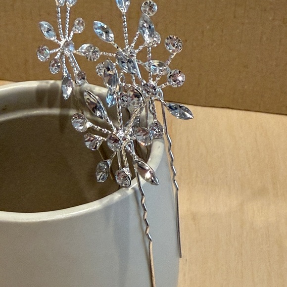 Rhinestone Hair Bobby Pins Set Of 4 - Picture 7 of 10